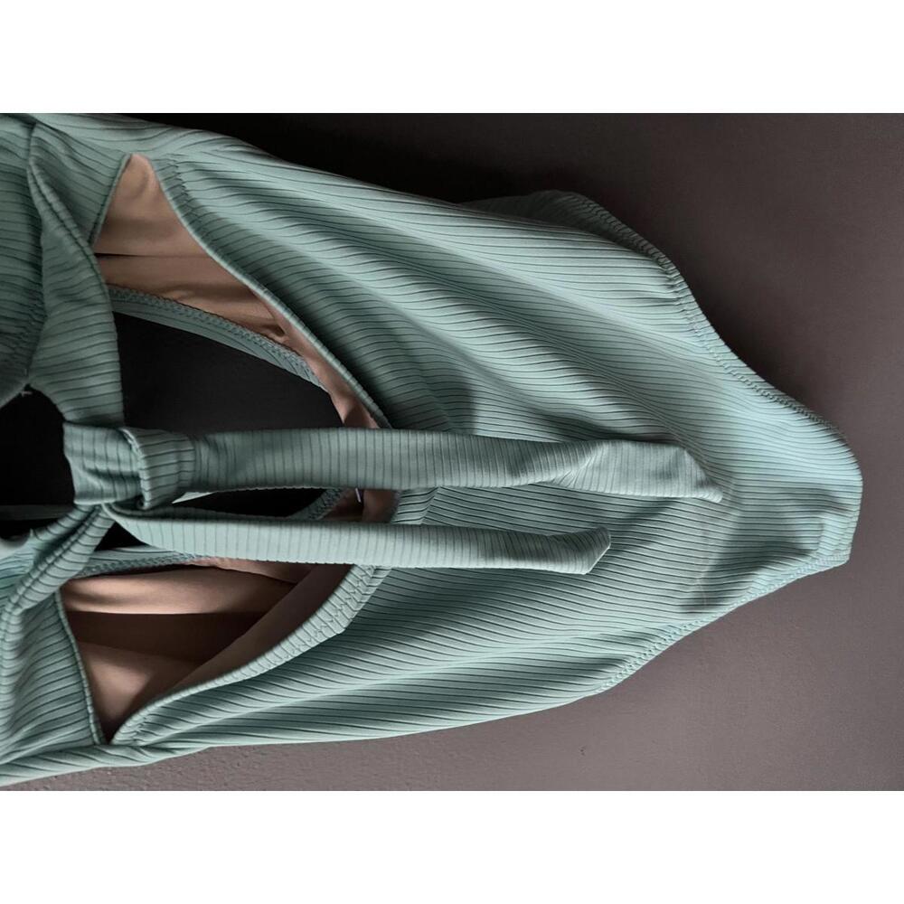 Shade and Shore Ribbed One-Piece Swimsuit in Teal - Picture 6 of 8